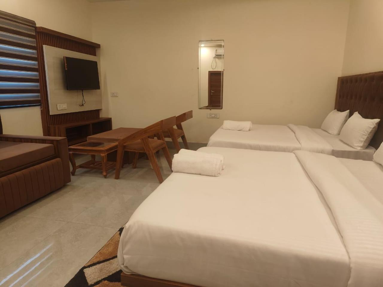 Aroma Resort Rishīkesh Exterior foto