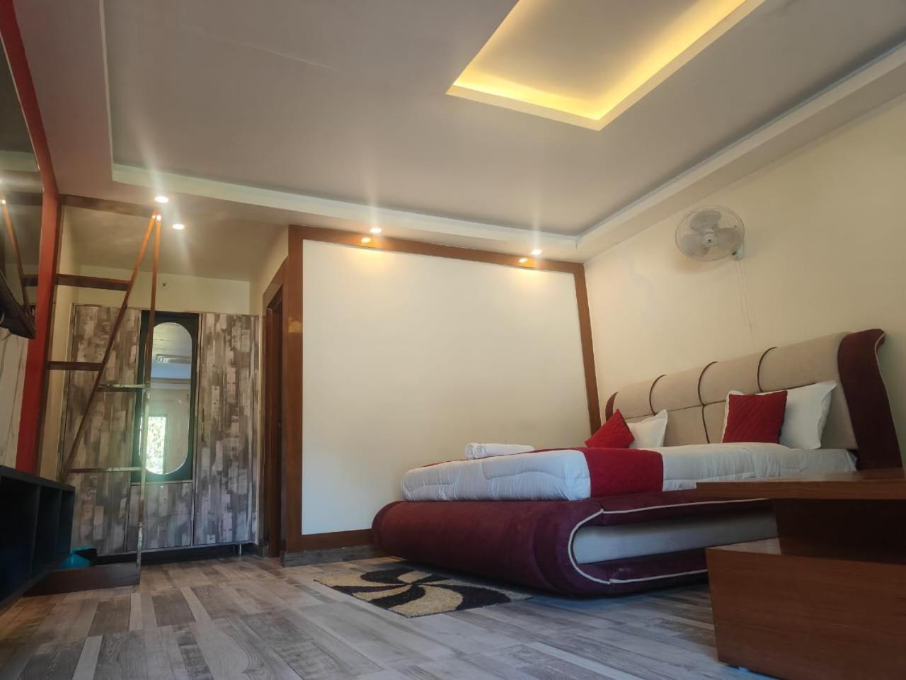 Aroma Resort Rishīkesh Exterior foto